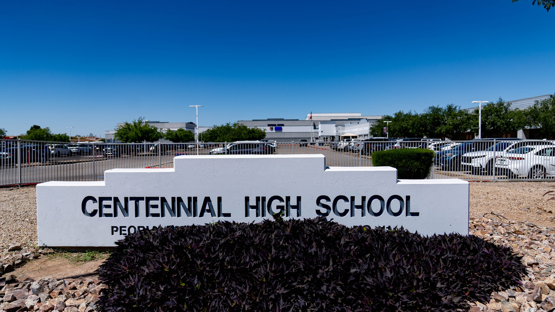 Embattled Peoria school board votes for investigation of itself