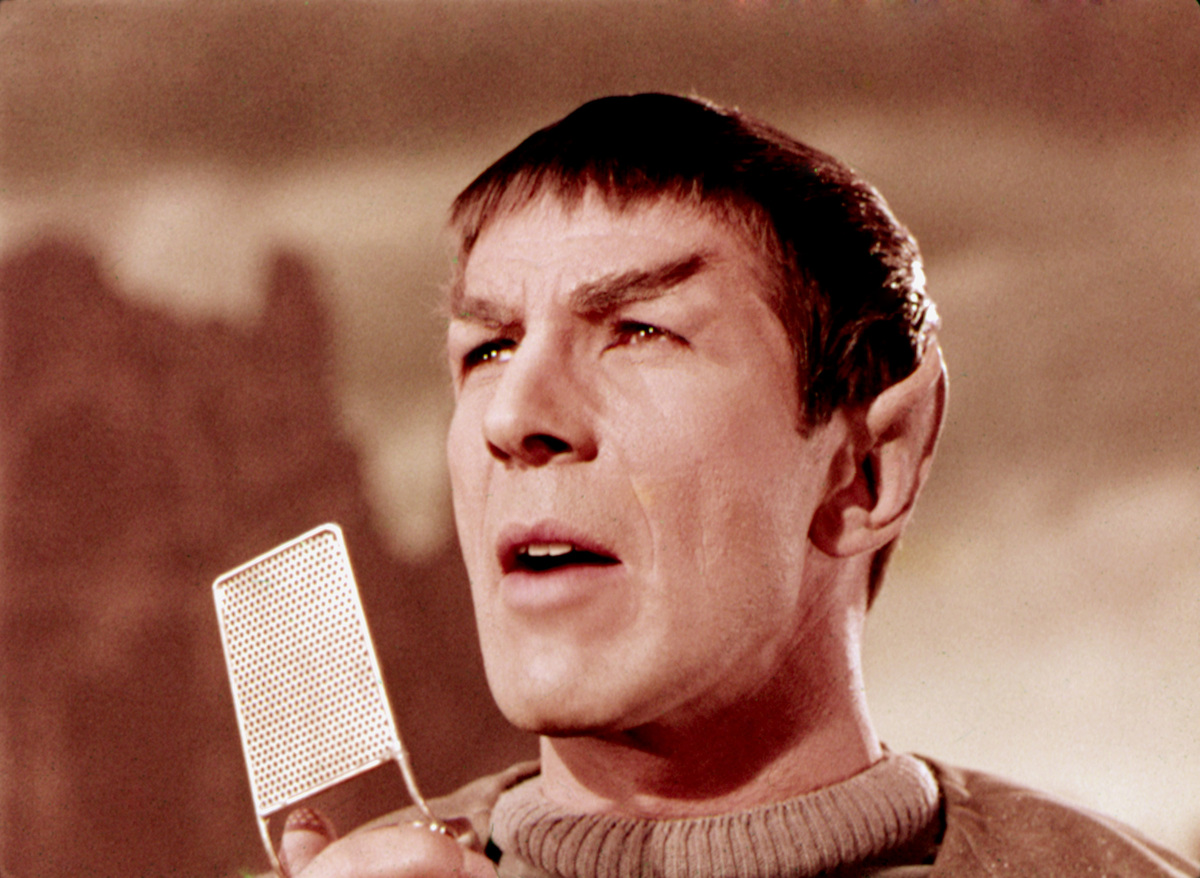 STAR TREK, Leonard Nimoy, Ep. # 1. ‘The Cage’ 1966 – 1969.(c) Paramount Pictures/ Courtesy: Everett Collection.