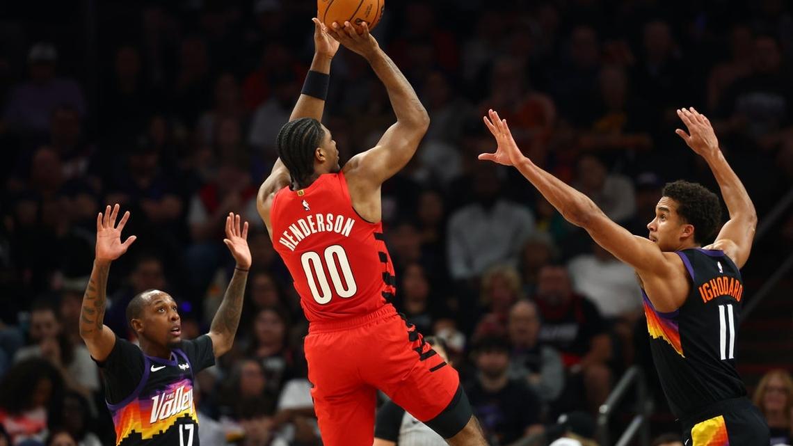 Trail Blazers lose Deni Avdija (back) in win over short-handed Suns