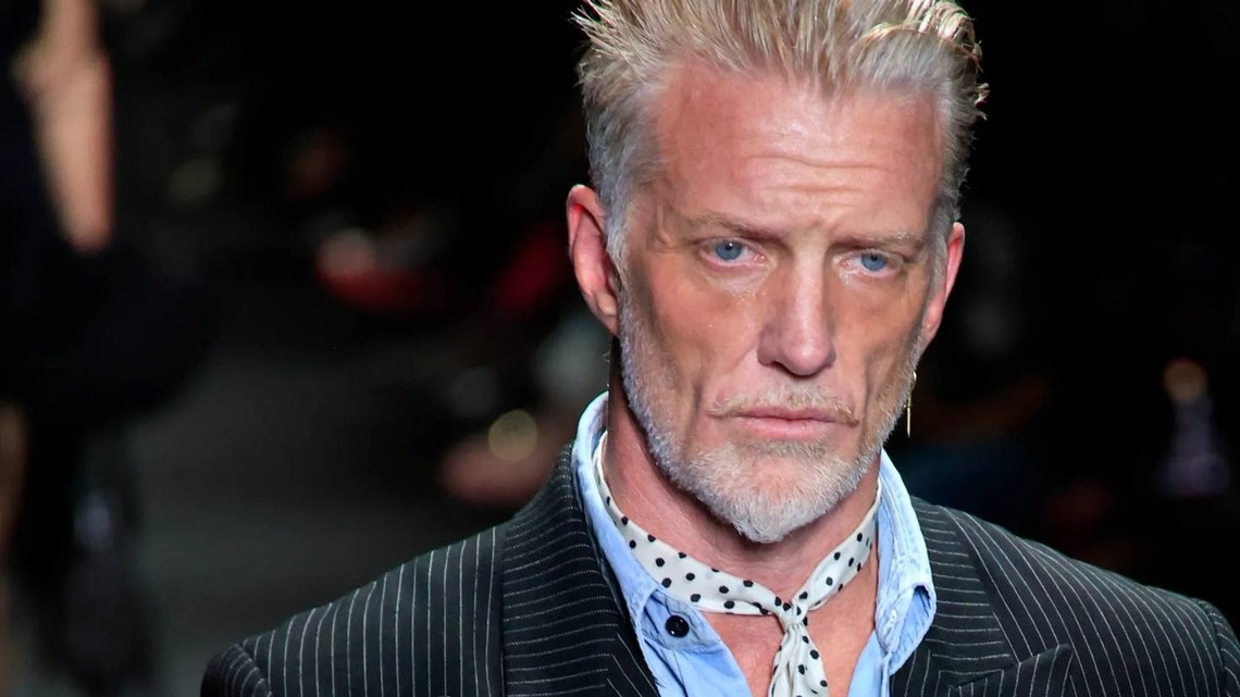 Queens of the Stone Age Announce 2027 Tour With 90s Rock Legends 