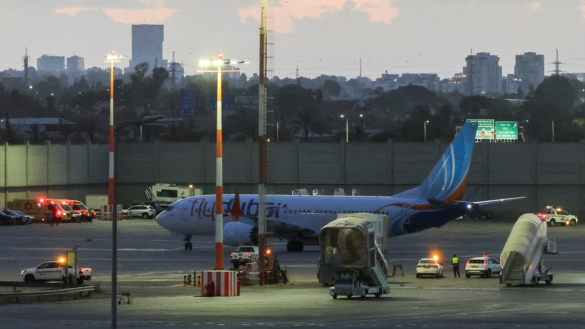 A pilot brawl, then a rapid descent: passengers recount chaos on flydubai flight 