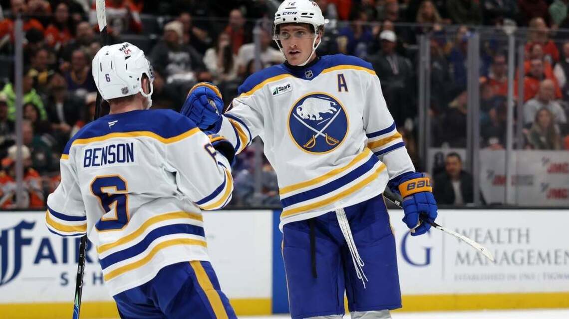Tage Thompson's hat trick leads Sabres to wild win over Ducks 
