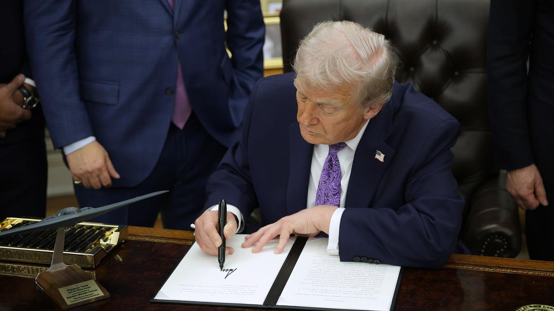 Trump directs rest of DHS staff to be paid as shutdown drags on