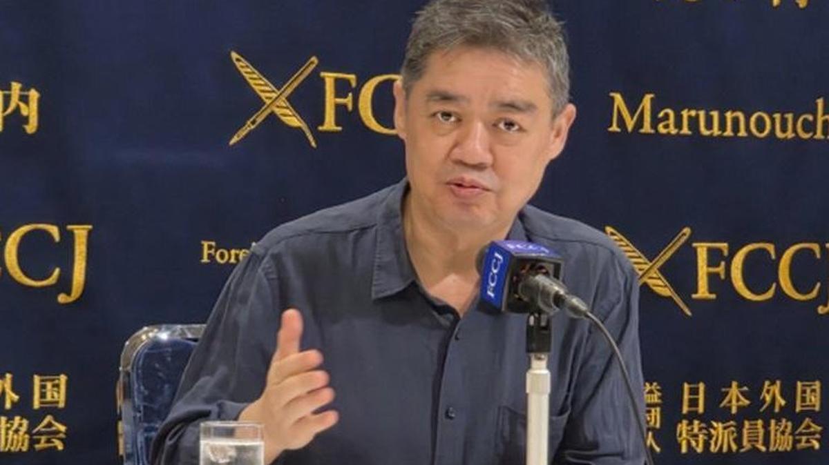 Wu’er Kaixi, a former student leader of the 1989 Tiananmen pro-democracy movement, speaks at a news conference at the Foreign Correspondents’ Club of Japan in Tokyo on Wednesday. Photo by Asia Today