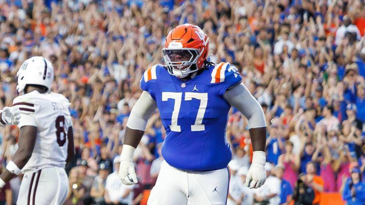  Florida offensive lineman Knijeah Harris (77) | Matt Pendleton-Imagn Images 