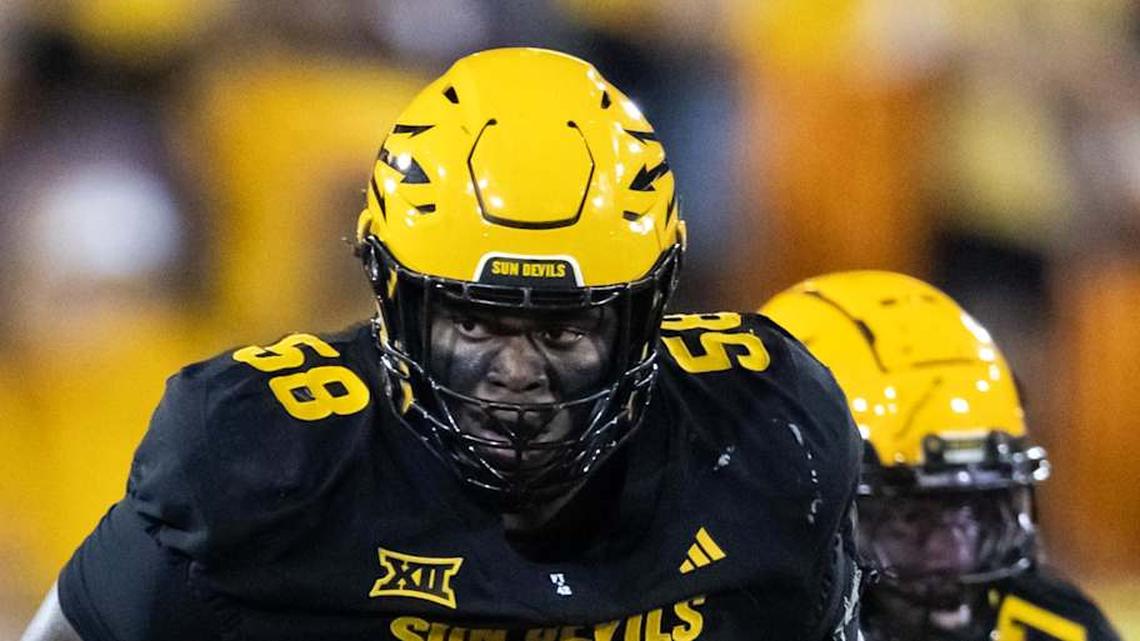  Oct 25, 2025; Tempe, Arizona, USA; Arizona State Sun Devils offensive lineman Max Iheanachor (58) against the Houston Cougars at Mountain America Stadium. Mandatory Credit: Mark J. Rebilas-Imagn Images | Mark J. Rebilas-Imagn Images 