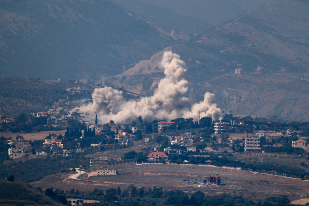 Smoke rises in Lebanon following an air strike, as seen from the Israeli side of the Israel-Lebanon border, June 1, 2026. REUTERS/Amir Cohen