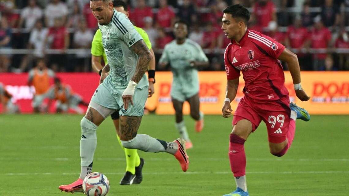 Rafael Navarro could tilt advantage to St. Louis in Whitecaps match 