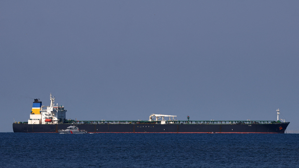 US quietly allows waiver on Russian oil to expire 