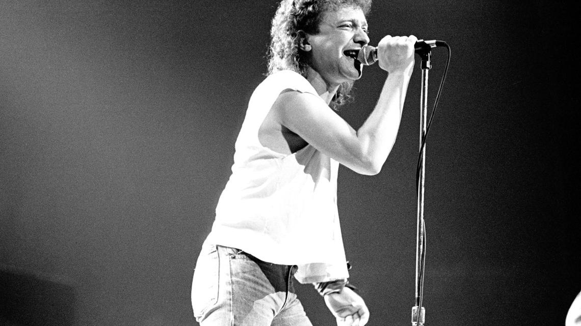 1985 No. 1 Soft Rock Power Ballad Became a Timeless Classic 