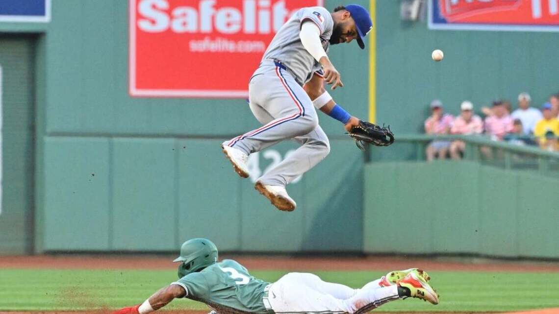 Three Red Sox rack up 3-hit nights in rout of Rangers