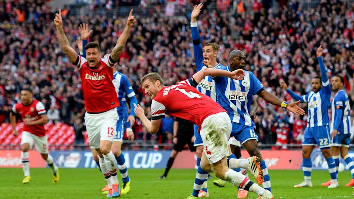  Per Mertesacker had a lengthy relationship with Arsenal. | Marc Atkins/Mark Leech/Getty Images 