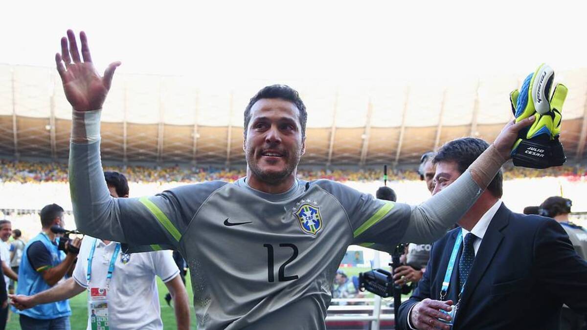  Júlio César had to wait for his time in the team. | Ryan Pierse/Getty Images 