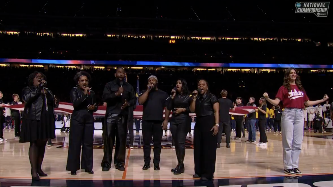 National Title Crowd Ripped For 'Classless' Behavior During National Anthem Performance 