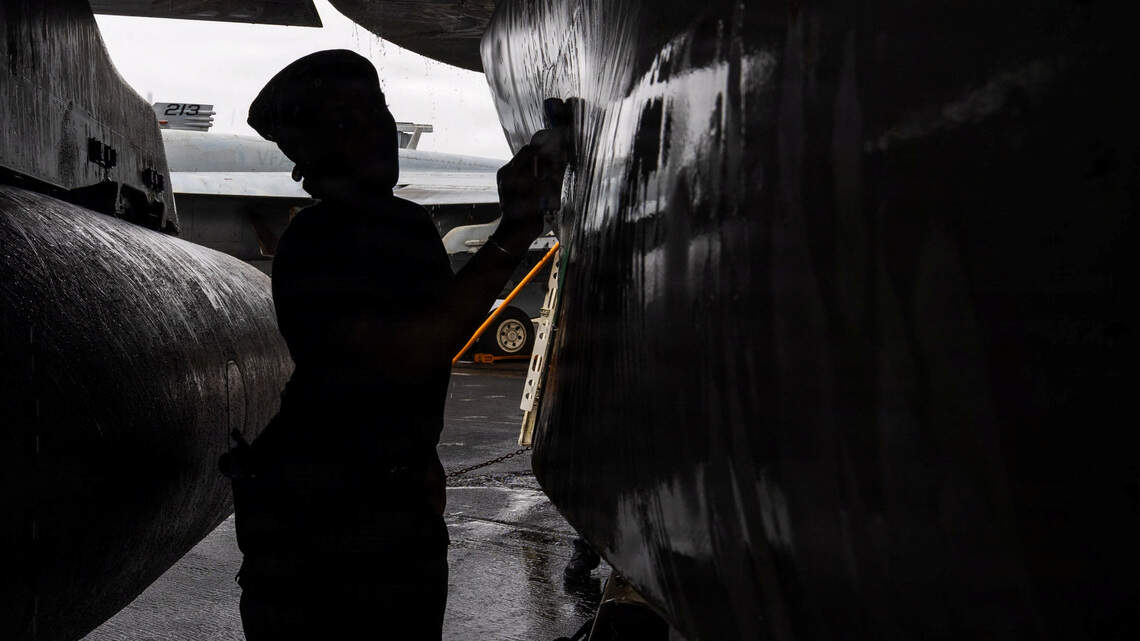 Concerns grow over conditions on USS Abraham Lincoln