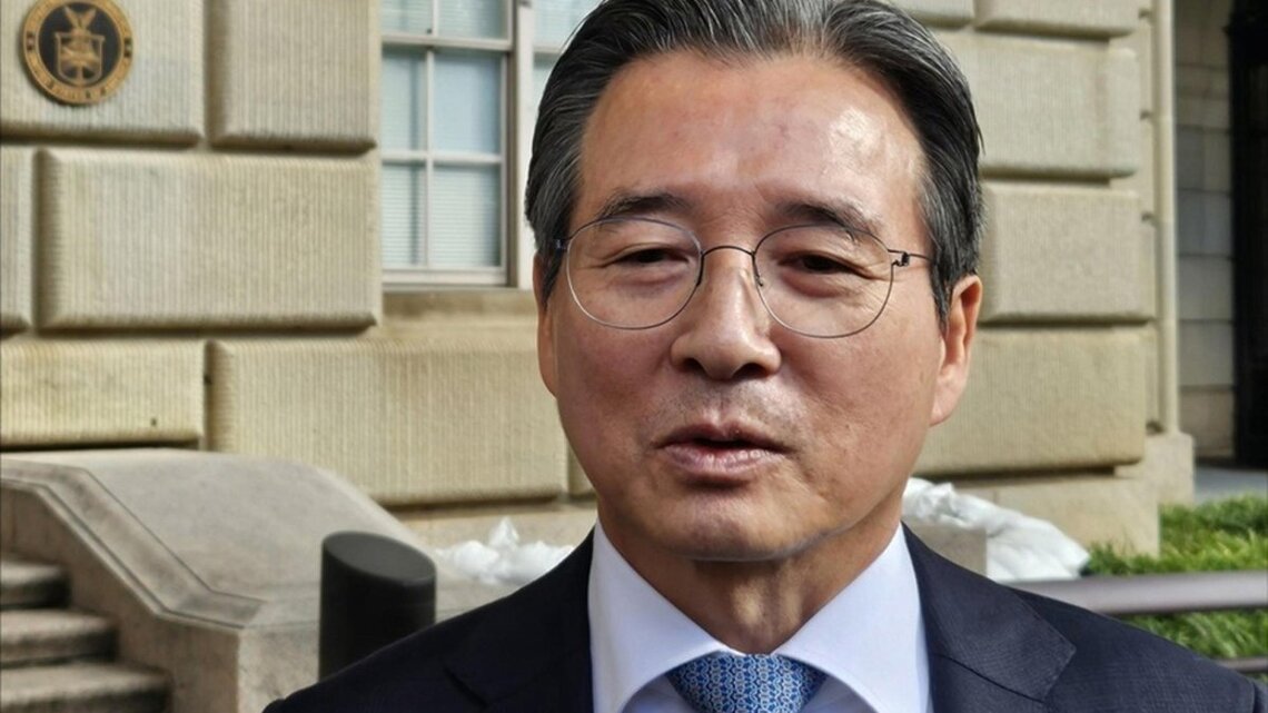 South Korea policy chief defends 10-year AI strategy