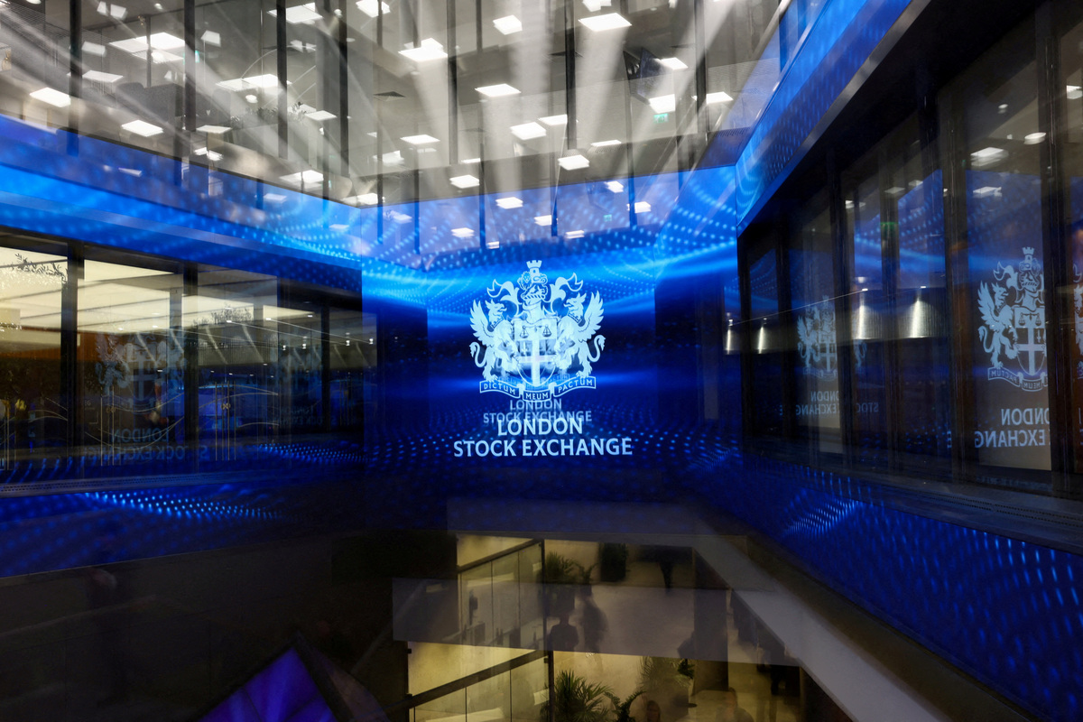 FILE PHOTO: A screen displays the logo of the London Stock Exchange at their headquarters in London, Britain January 19, 2026. REUTERS/Jack Taylor/File Photo
