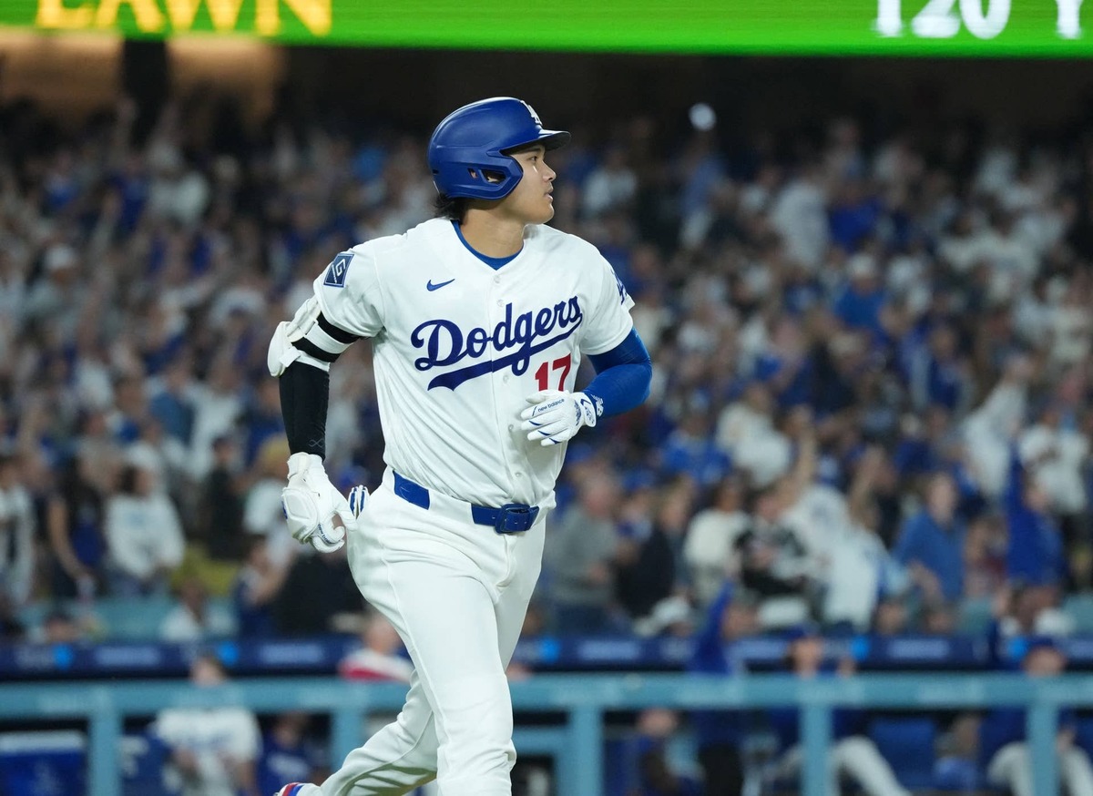  Los Angeles Dodgers designated hitter Shohei Ohtani (17) against the Tampa Bay Rays. Kirby Lee-Imagn Images