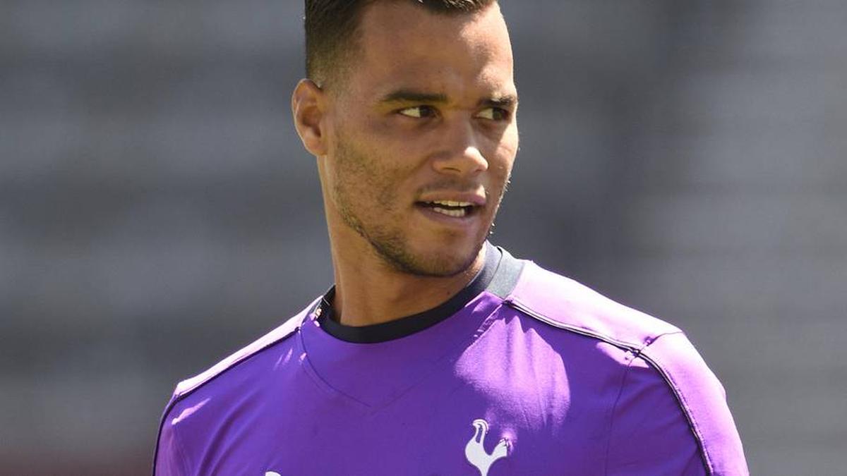  Vorm ended his career with Spurs. | Kyle Terada-Imagn Images 
