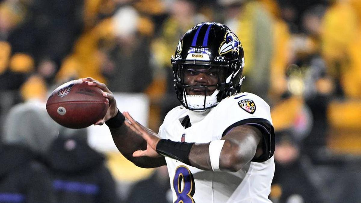  The Ravens have a rookie head coach now guiding Lamar Jackson and a veteran team. | Barry Reeger-Imagn Images 