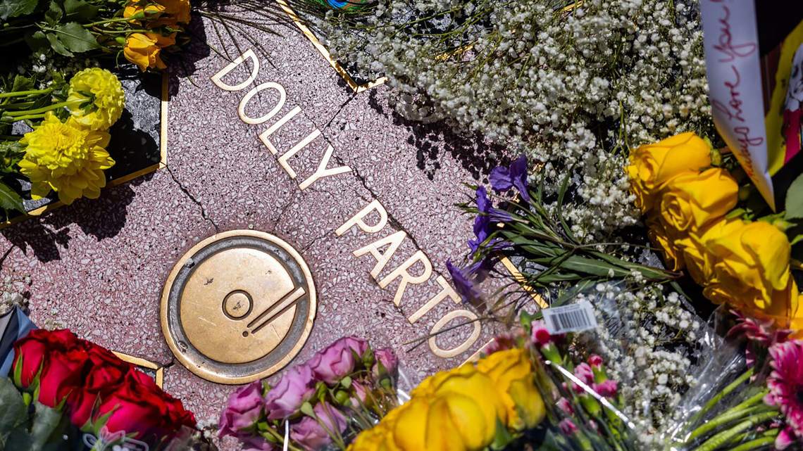 Jackie Calmes: What would Dolly do? Trump should learn from her life and legacy 