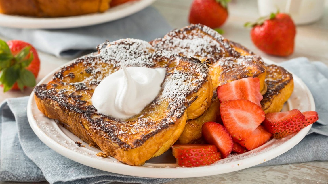 Finally! Trader Joe's Fan-Favorite Fall Bread Is Back, and It Has Weekend French Toast Written All Over It 