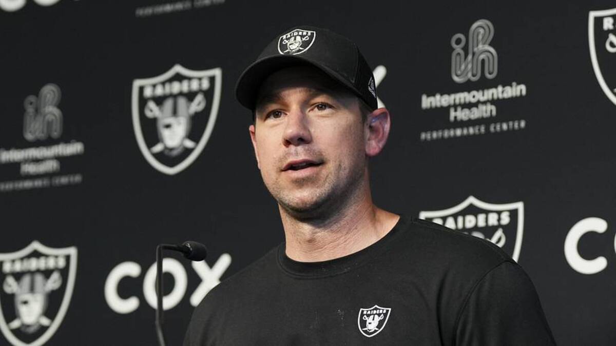 May 20, 2026; Henderson, NV, USA; Las Vegas Raiders head coach Klint Kubiak speaks during a news conference during organized team activities at Intermountain Health Performance Center. Mandatory Credit: Candice Ward-Imagn Images | Candice Ward-Imagn Images 
