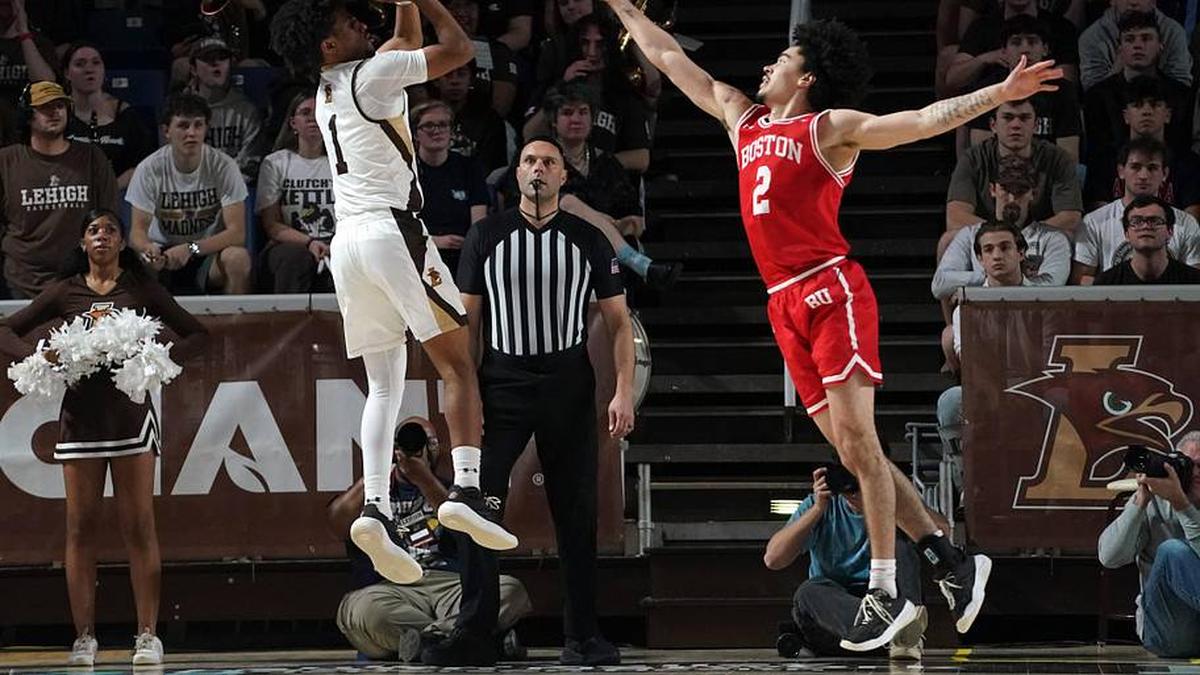  Mar 11, 2026; Bethlehem, Pennsylvania, USA; Boston University Terriers guard Chance Gladden (2). | James Lang-Imagn Images 