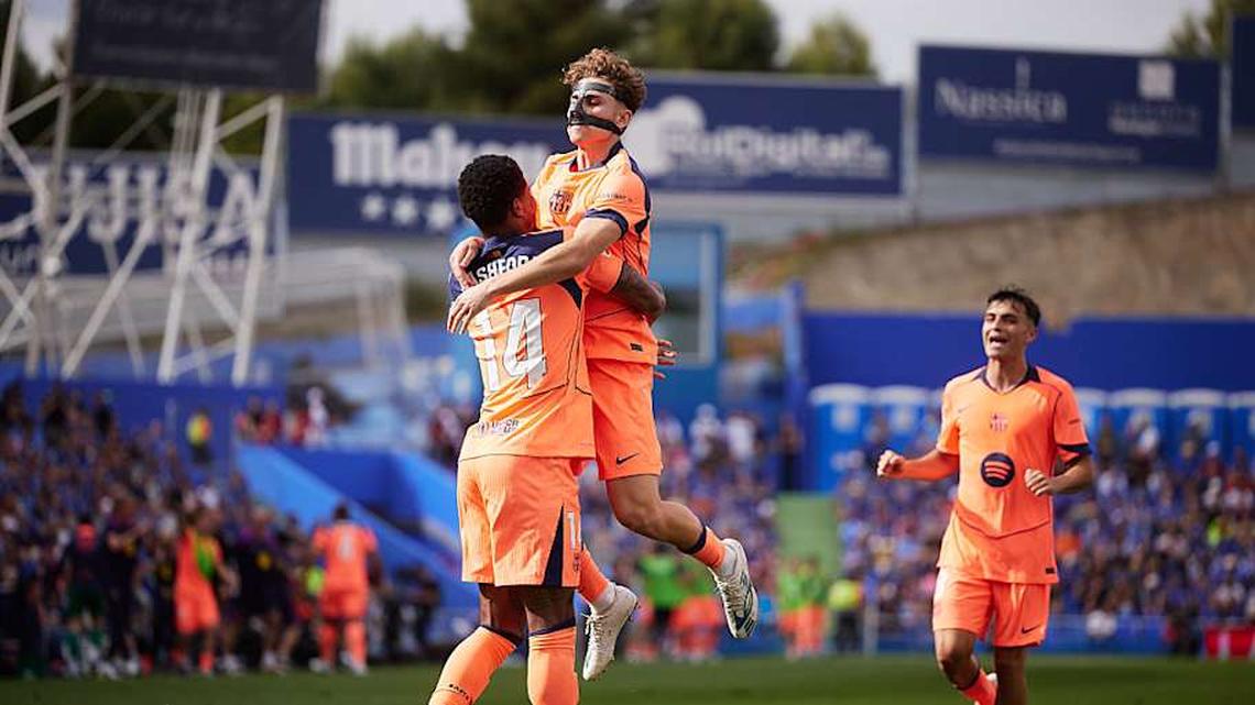 Barcelona are one step closer after their latest win. | Alvaro Medranda/Quality Sport Images/Getty Images 