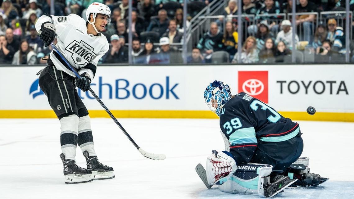 Quinton Byfield nets pair as Kings beat Kraken to clinch playoff berth 