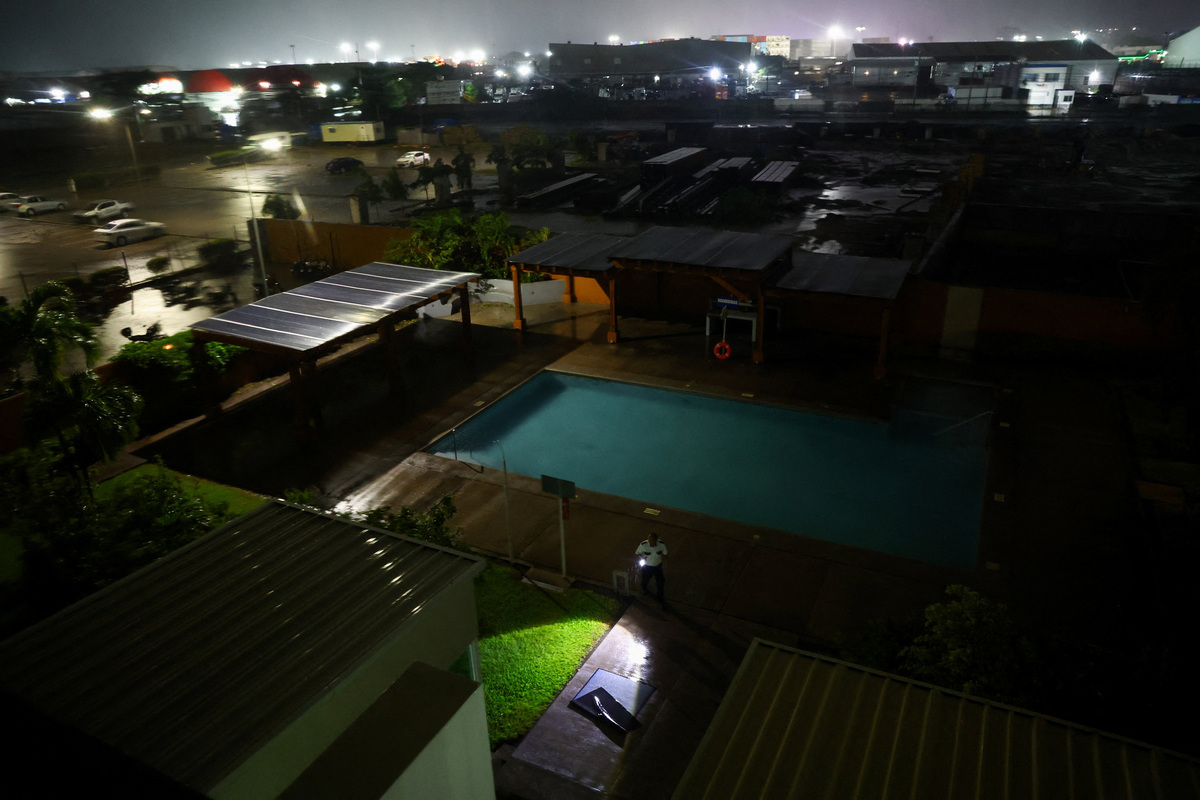 Hurricane Simon strengthens to Category 4 off Mexico coast | The State