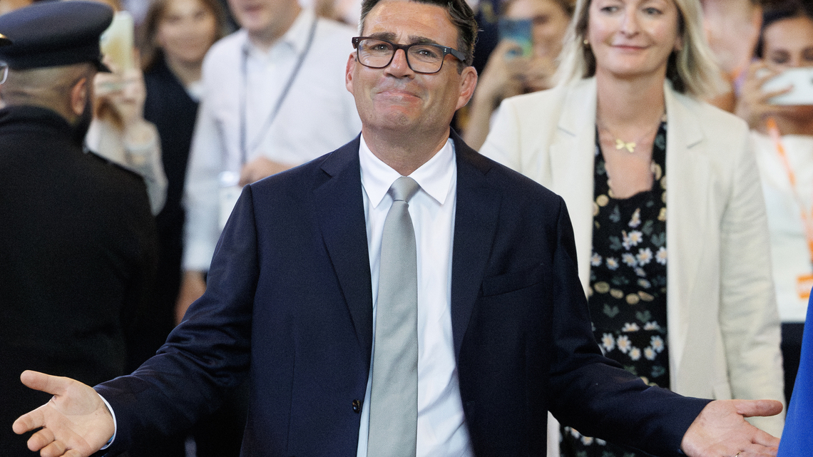 Burnham rules out UK election if he takes power from Starmer 