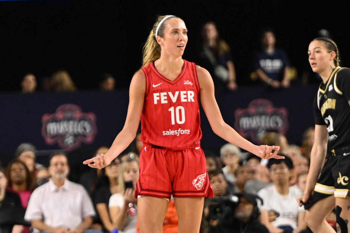  Sep 7, 2025; Baltimore, MD, USA; Indiana Fever guard Lexie Hull (10) reacts to a call against the Washington Mystics during the first quarter at CFG Bank Arena. Mandatory Credit: Rafael Suanes-Imagn Images 
