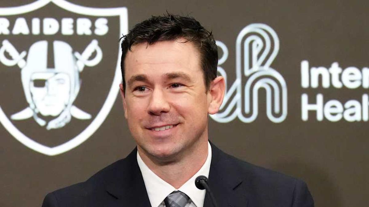  Feb 10, 2026; Henderson, NV, USA; Las Vegas Raiders coach Klint Kubiak speaks at introductory press conference at Intermountain Health Performance Center. Mandatory Credit: Kirby Lee-Imagn Images | Kirby Lee-Imagn Images 