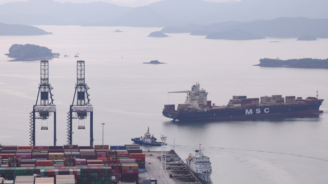 Pressured at home, EU leaders weigh China trade steps