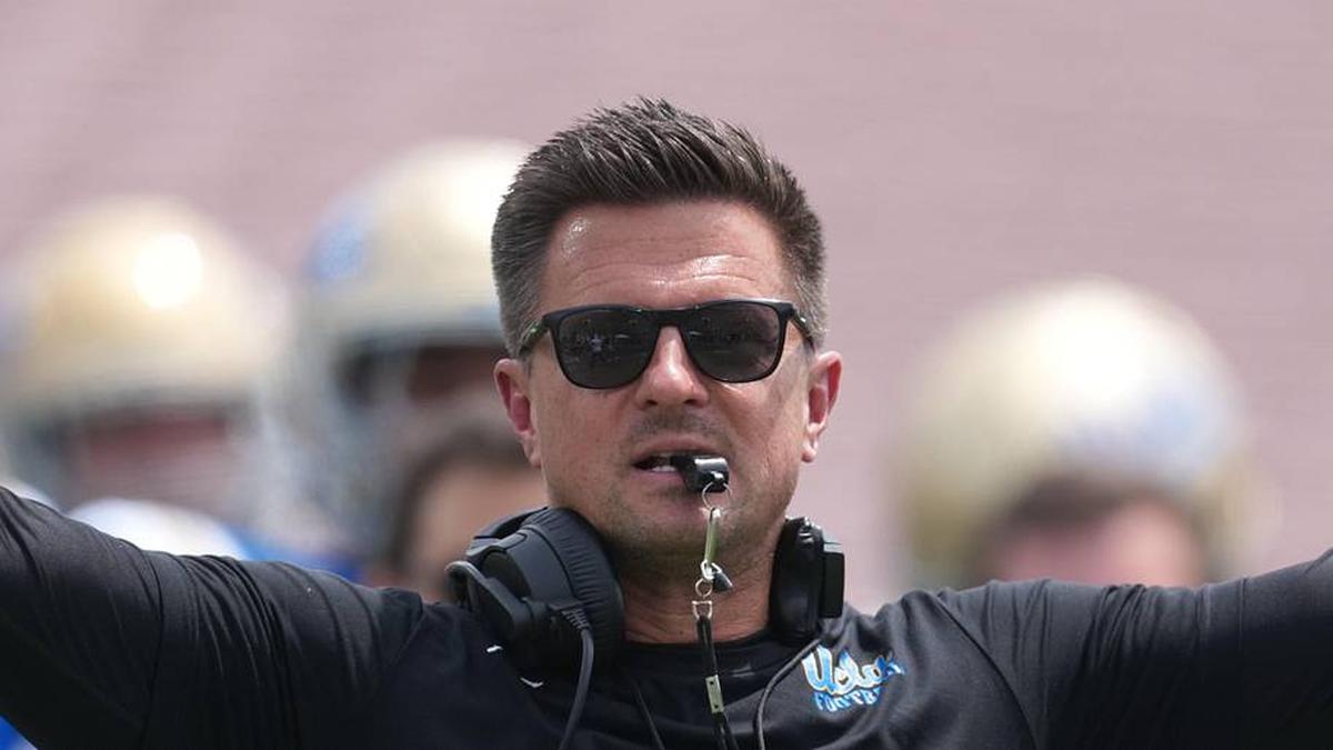 May 2, 2026; Pasadena, CA, USA; UCLA Bruins coach Bob Chesney reacts during the spring game at Rose Bowl. Mandatory Credit: Kirby Lee-Imagn Images | Kirby Lee-Imagn Images 