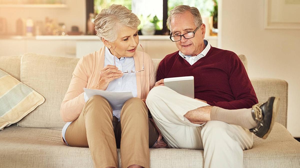  Fidelity poses key questions early retirees should answer to build a sustainable plan for spending, income, health care, and long-term tax efficiency. 