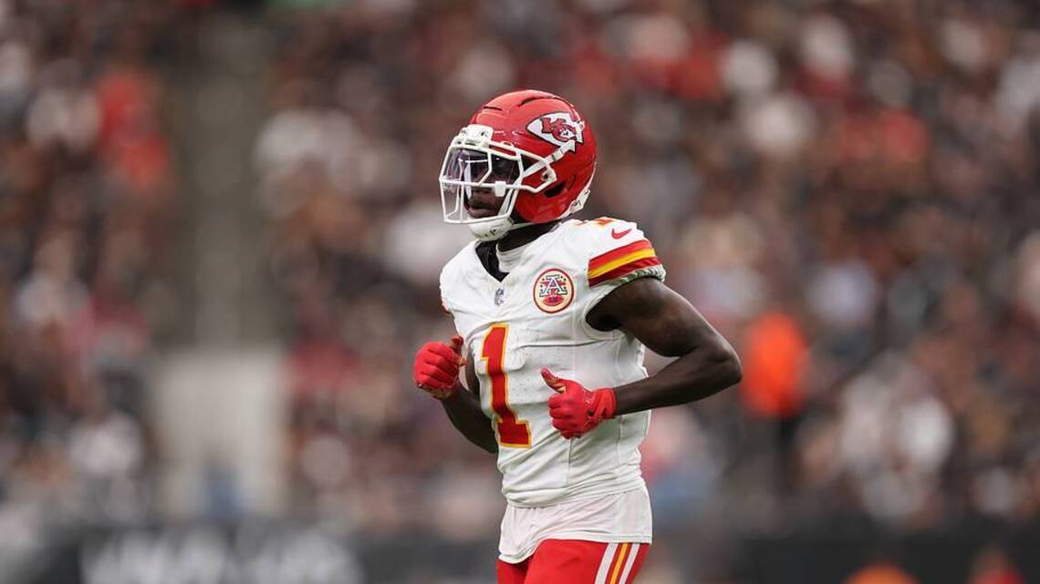 Xavier Worthy, Josh Downs, and 6 More Must-Sit Wide Receivers in Week 8 Fantasy Football
