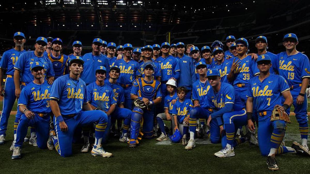  Mar 1, 2026; Arlington, TX, USA; UCLA Bruins against Mississippi State Bulldogs during the Amegy Bank College Baseball Series at Globe Life Field. Mandatory Credit: Dustin Safranek-Imagn Images | Dustin Safranek-Imagn Images 