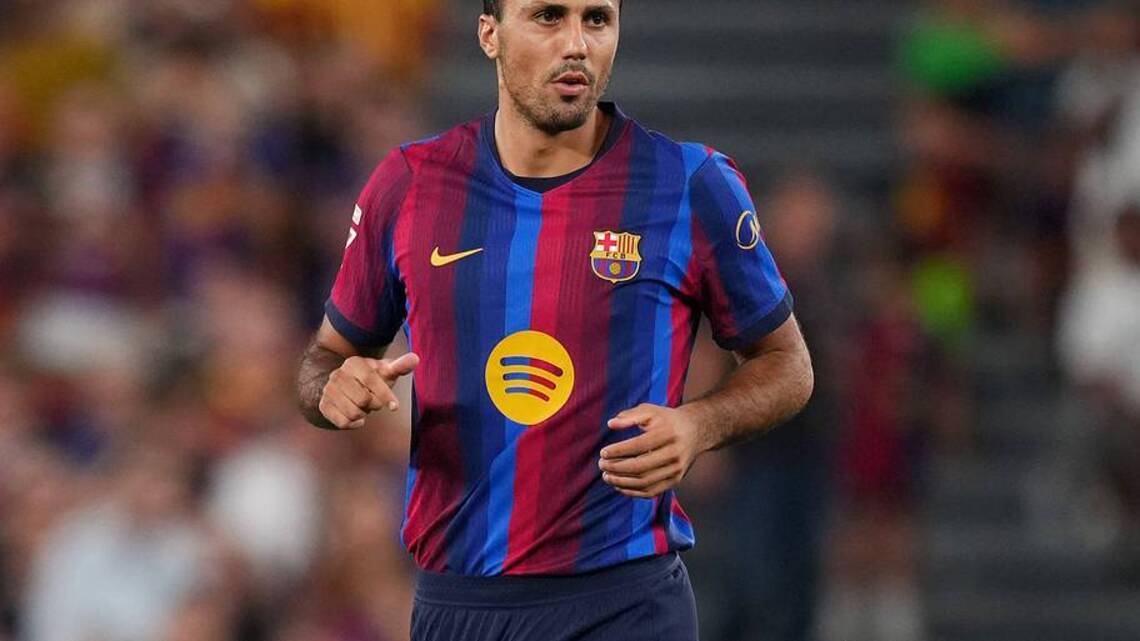 The 15 Best Defensive Midfielders in EA FC 27-Official Ratings