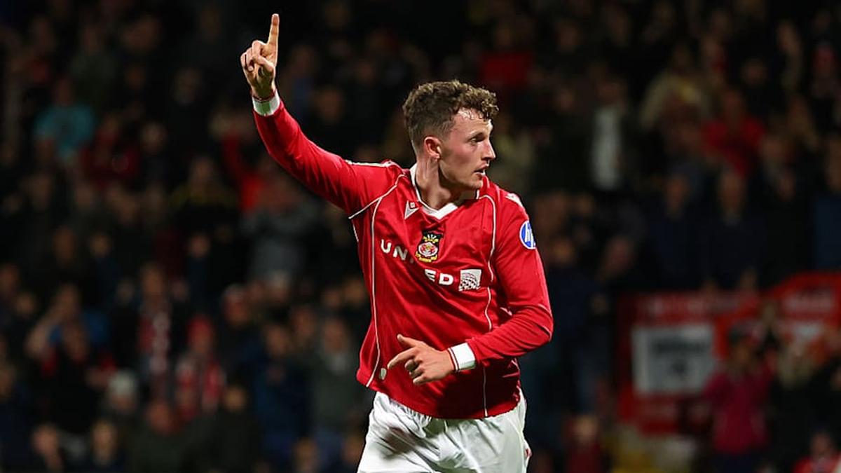  Nathan Broadhead became Wrexham's record signing when he arrived from Ipswich Town in August 2025. | Molly Darlington/Getty Images 