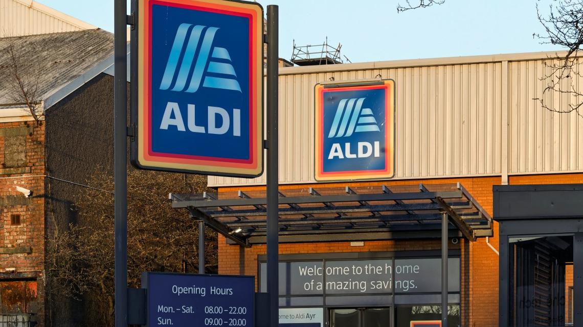 Aldi Storefront.