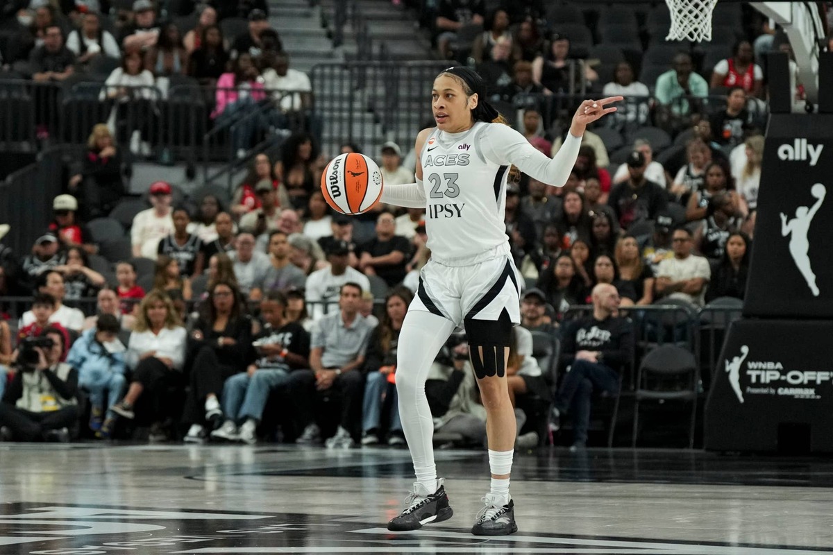  Las Vegas Aces guard Chennedy Carter (23) Candice Ward-Imagn Images