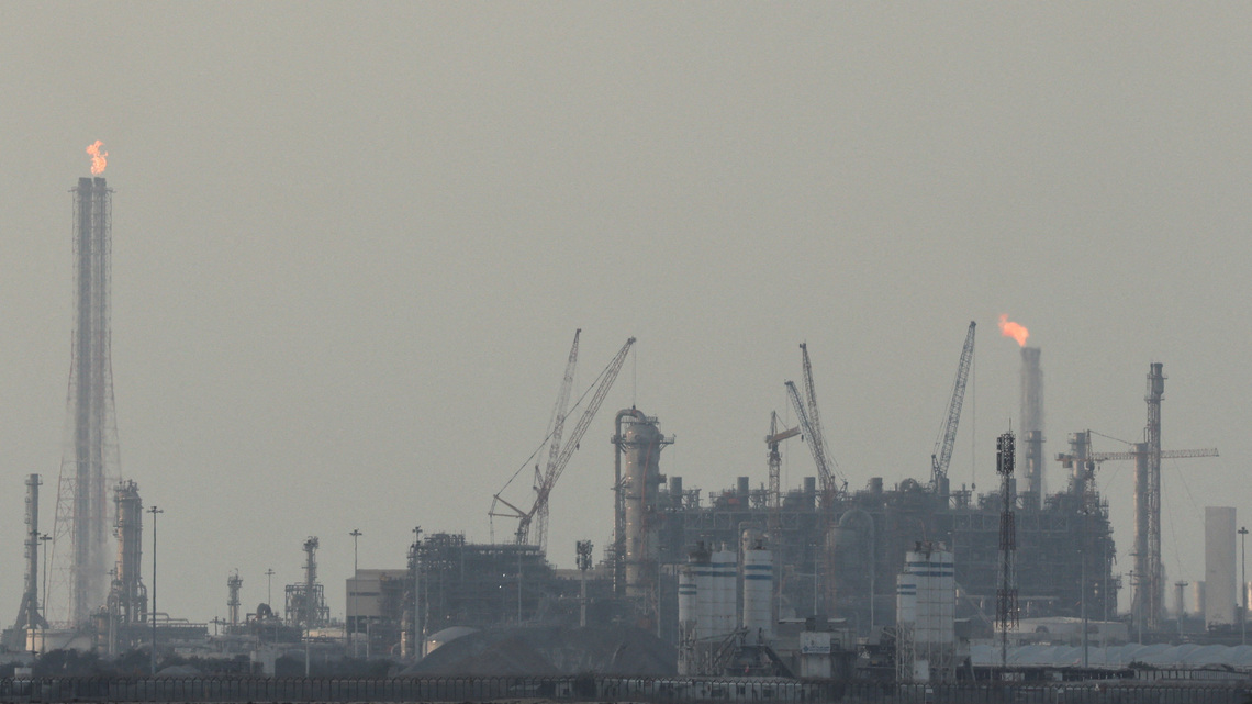 As war strands Qatari gas for 6 months, US sales rise and European stocks plummet 