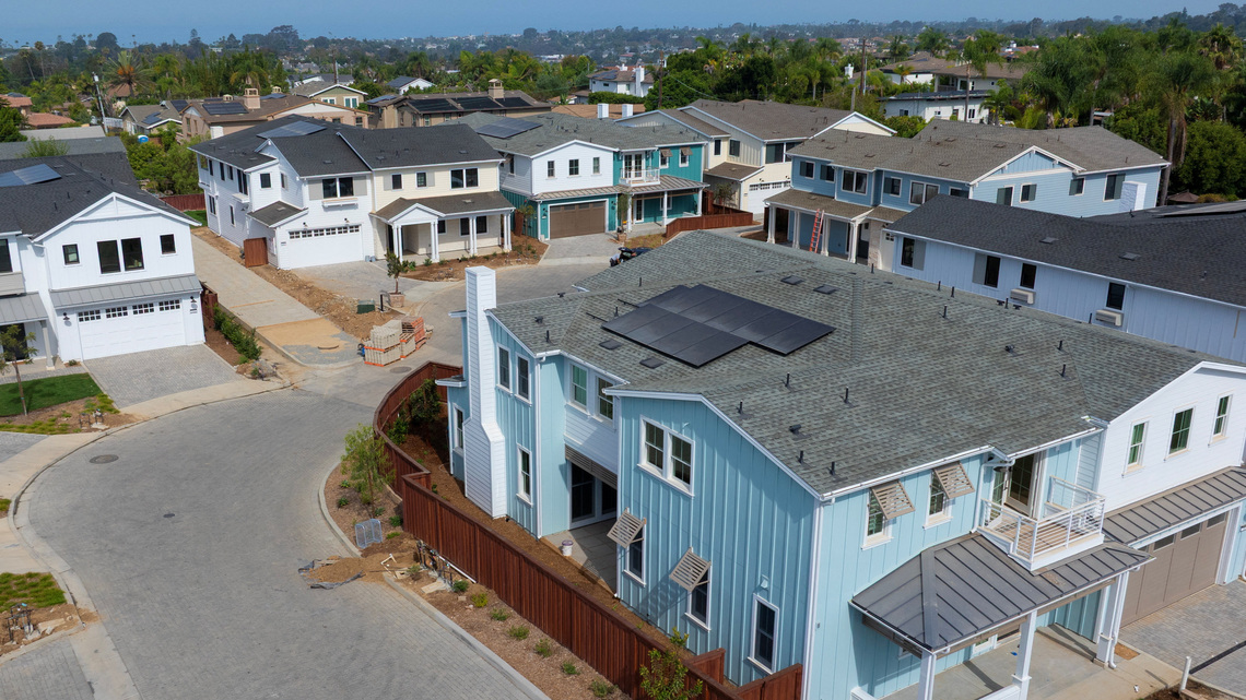 US single-family housing starts rebound in August; building permits fall