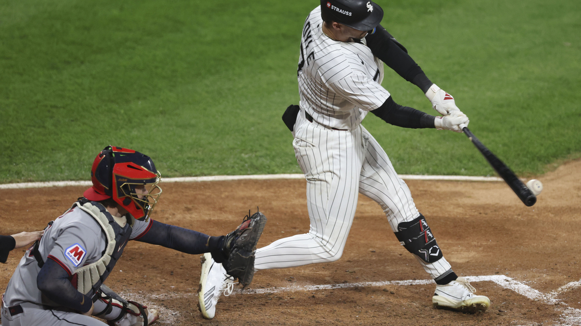 White Sox again fail to KO Guardians, who win 9-5 to force Game 5 on Saturday in Cleveland 