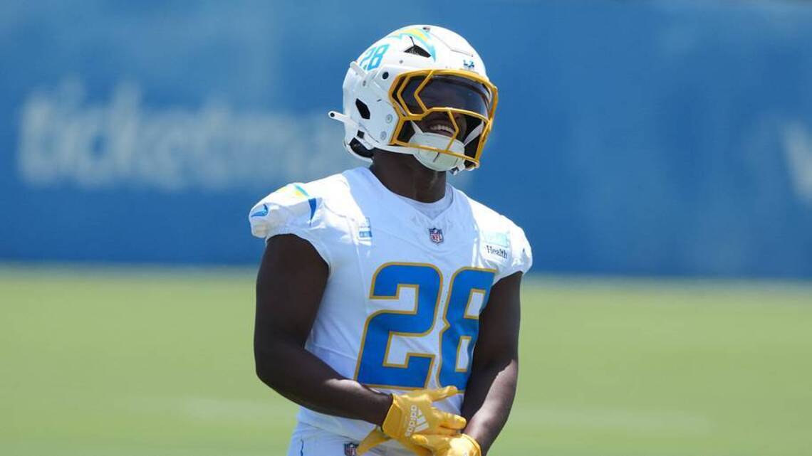 1 Chargers Trade Candidate Would Save LA From Tough Final Cuts Decision