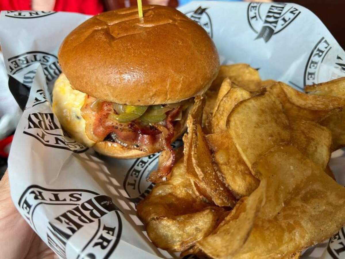  Nosh on craft burgers and beer at Front Street Brewery. Photo credit: Kimberly Stroh 