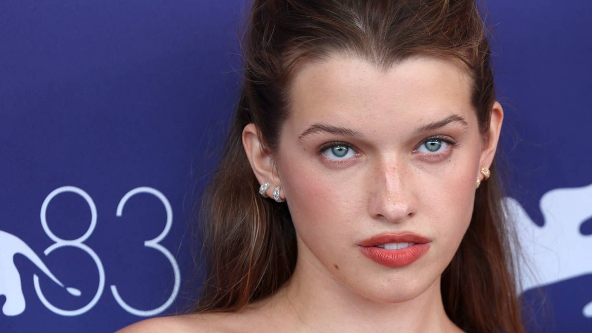 Milla Jovovich's Actress Daughter Ever Anderson Is All Grown Up-and the Resemblance Is Uncanny