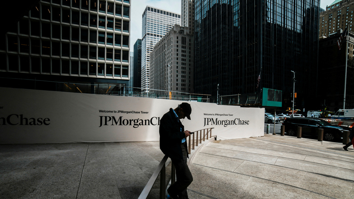 Wall St. banks turn on each other as capital fight nears endgame